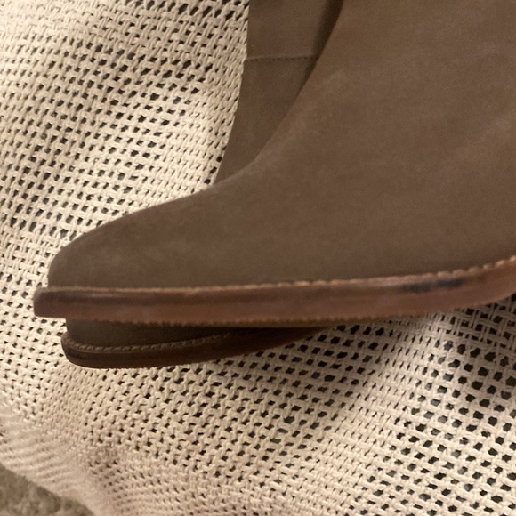 Blondo Booties Waterproof - Picture 3 of 7